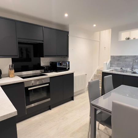 The Dragon Pad Boutique Apartment ロイヤル・タンブリッジ・ウェルズ エクステリア 写真