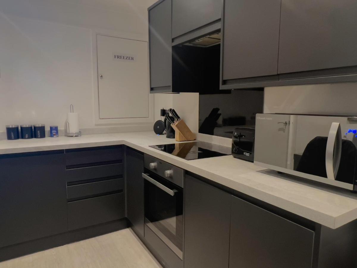 The Dragon Pad Boutique Apartment ロイヤル・タンブリッジ・ウェルズ エクステリア 写真