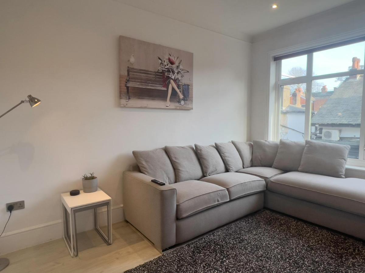 The Dragon Pad Boutique Apartment ロイヤル・タンブリッジ・ウェルズ エクステリア 写真