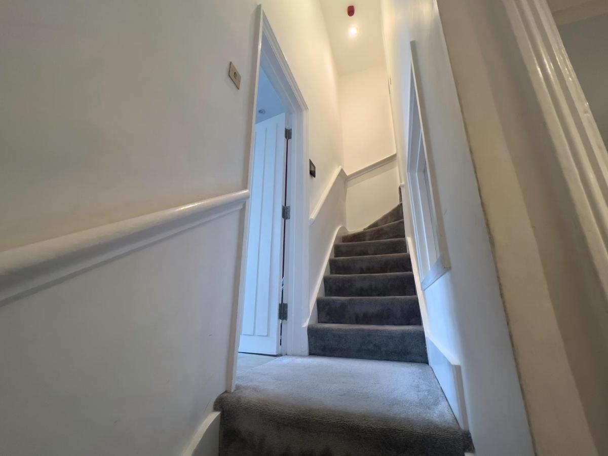 The Dragon Pad Boutique Apartment ロイヤル・タンブリッジ・ウェルズ エクステリア 写真