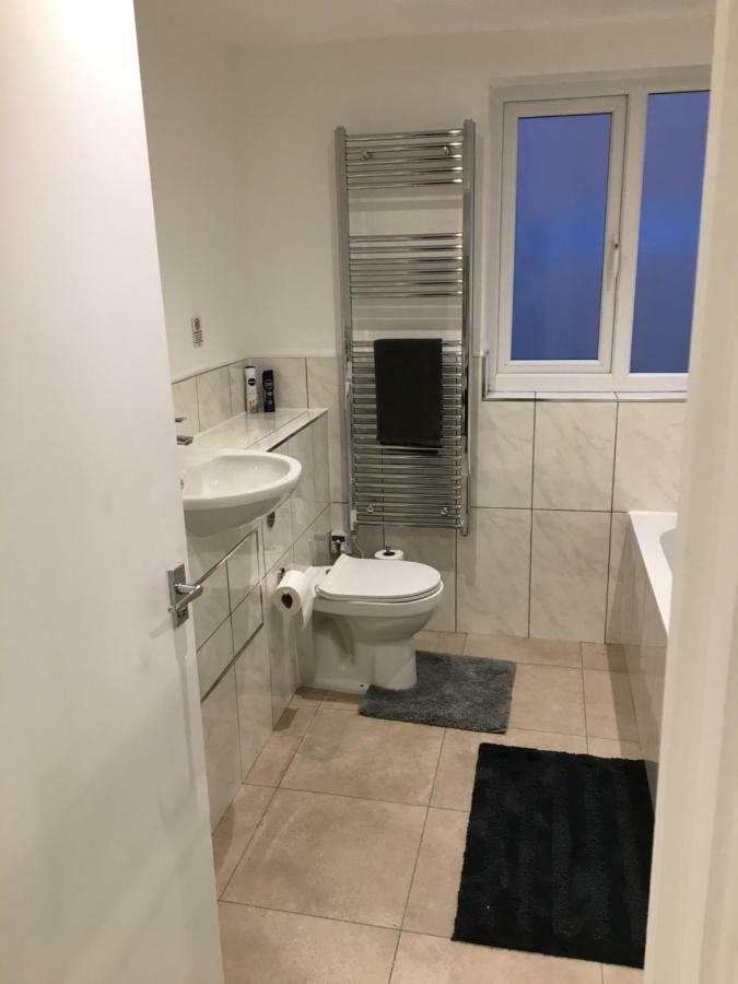 The Dragon Pad Boutique Apartment ロイヤル・タンブリッジ・ウェルズ エクステリア 写真